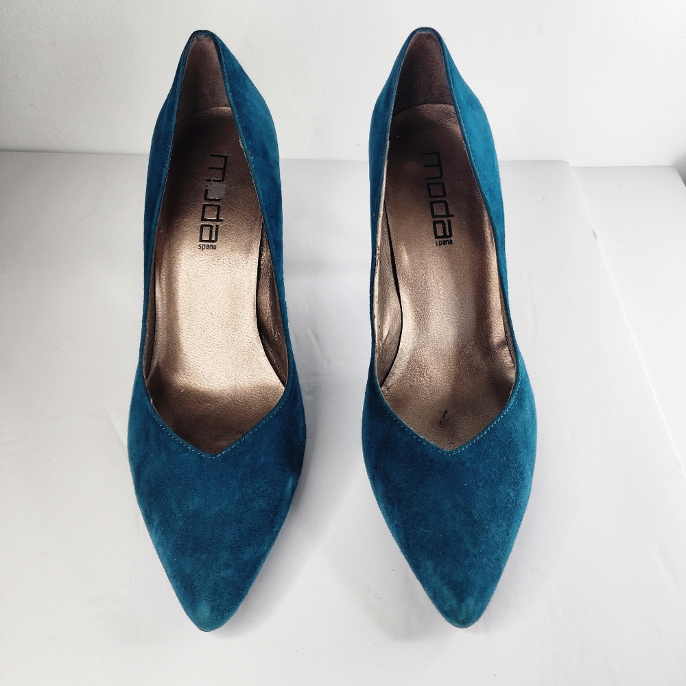 MODA Blue Heels. - Picture 2 of 9